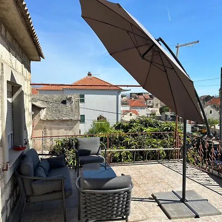 Apartment Ronia Kaštela