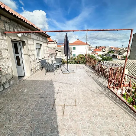 Apartment Ronia *